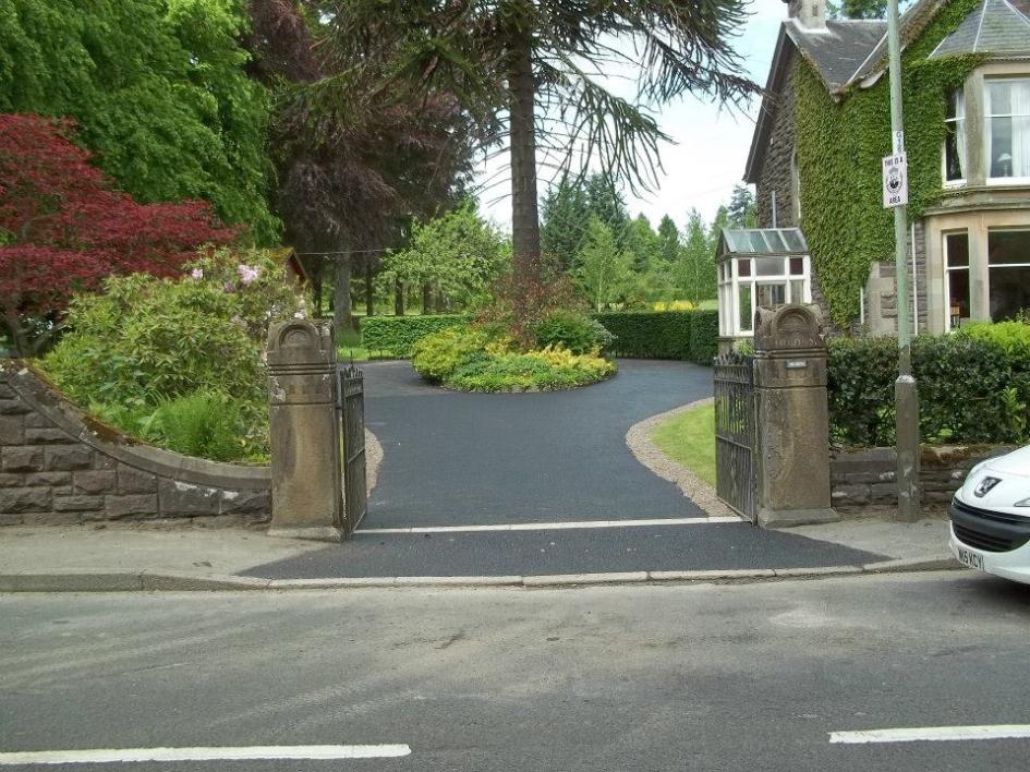 The Cost of Tarmac Driveways: What You Need to Know